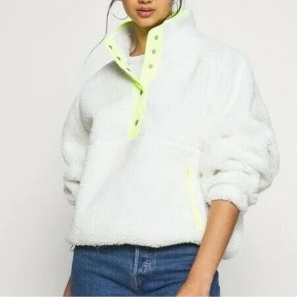 NWOT AEO White & Neon Sherpa Pullover Sweater - Picture 8 of 15